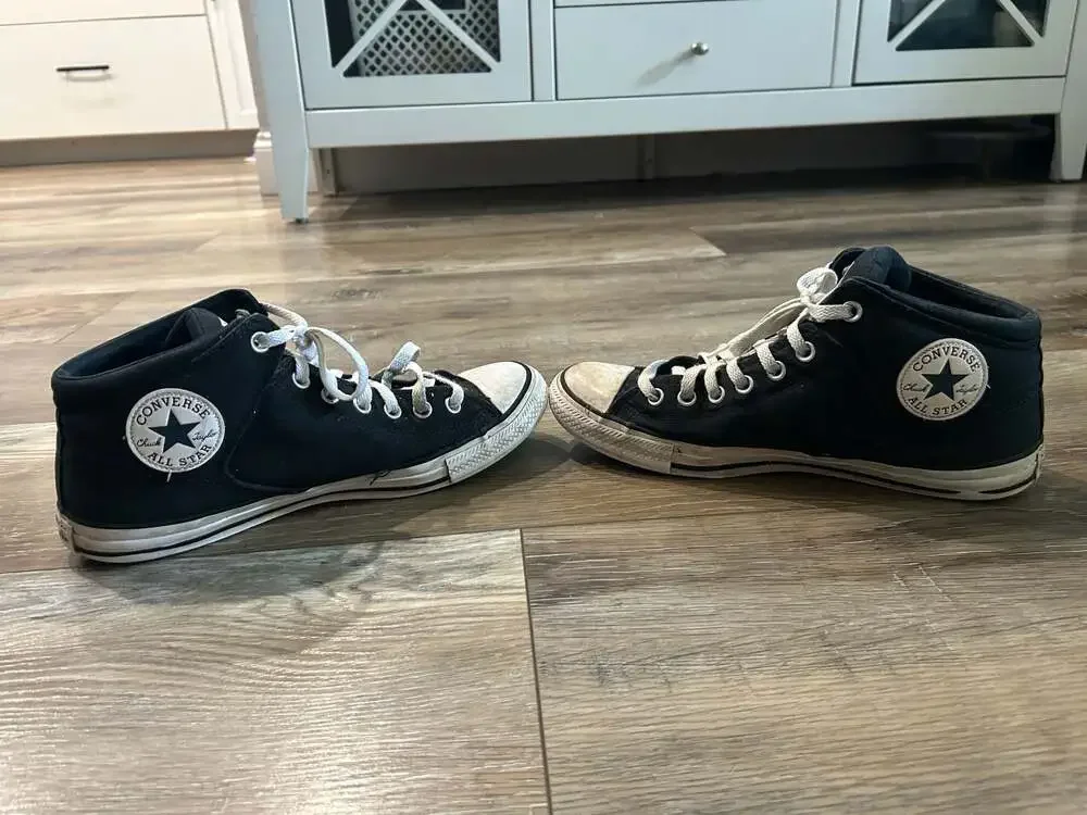 Converse Chuck Taylor All Star Black Canvas Mid Top Sneakers